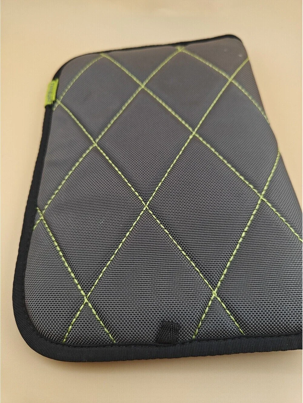 Timbuk2 Electronics Accessories Pouch Organizer Case Travel Tech Gear Pocket